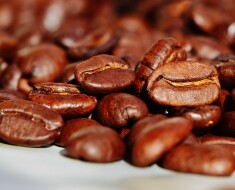 coffee-beans-gdf0f56f06_1920