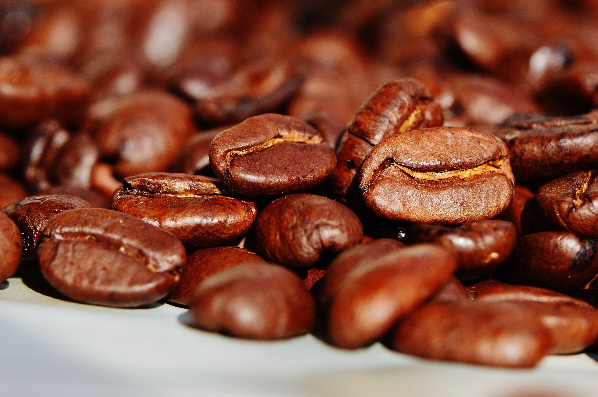 coffee-beans-gdf0f56f06_1920